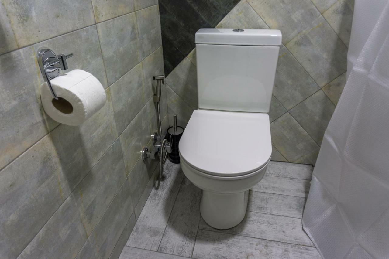 Guesthouse Kado Tbilisi Esterno foto