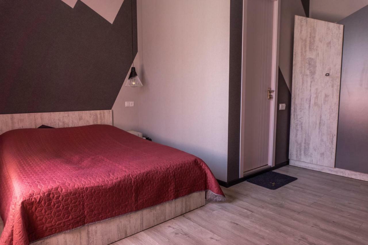 Guesthouse Kado Tbilisi Esterno foto
